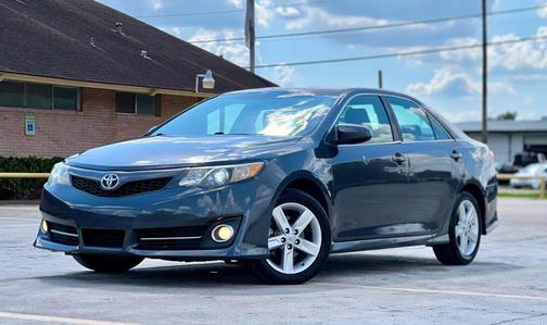 2014 Toyota Camry SE Sport