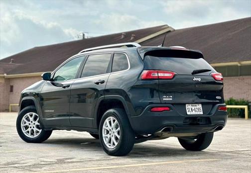 2015 Jeep Cherokee Sport