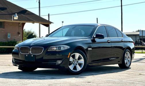 2011 BMW 528 528i Sedan 4D
