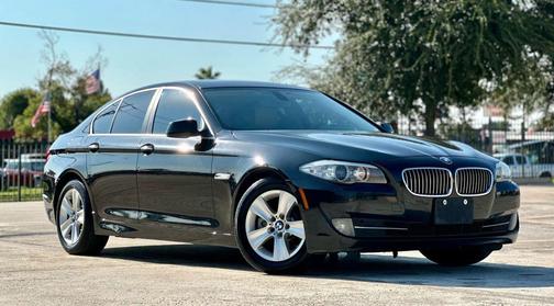 2011 BMW 528 528i Sedan 4D