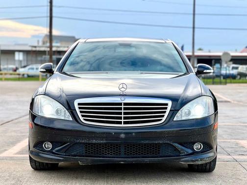2007 Mercedes-Benz S-Class S 550 Sedan 4D