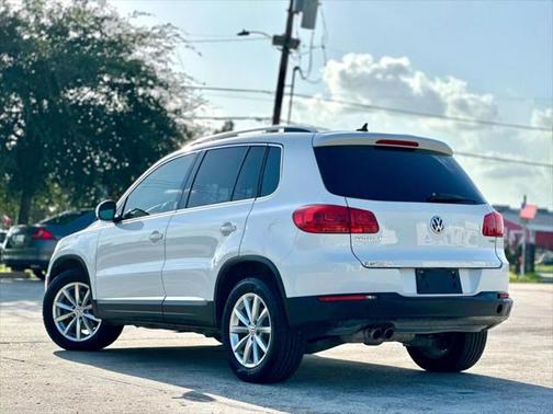 2017 Volkswagen Tiguan 2.0T Wolfsburg Edition