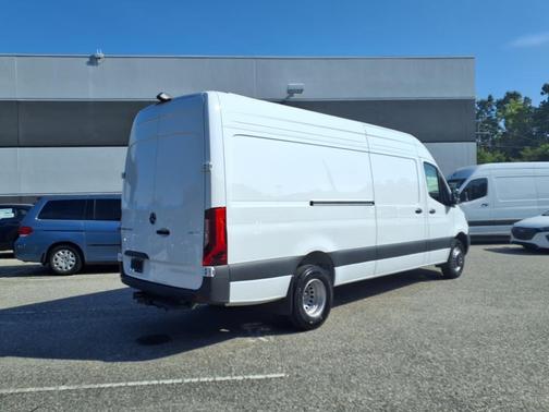 2025 Mercedes-Benz Sprinter 3500 High Roof