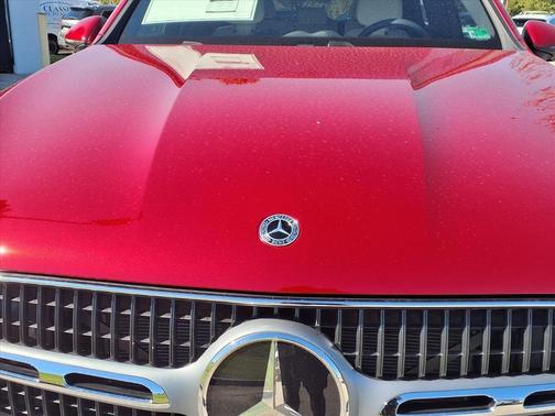 2026 Mercedes-Benz GLC 300 4MATIC