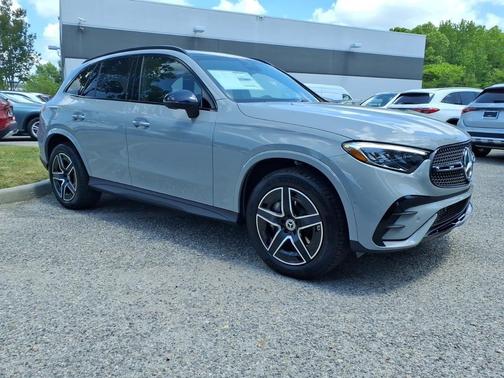 GREY 2026 Mercedes-Benz GLC 300 4MATIC
