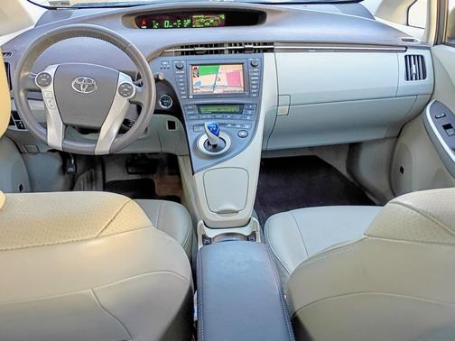 2010 Toyota Prius Base