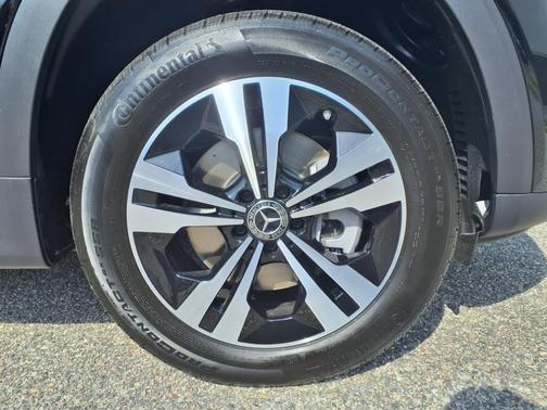 2025 Mercedes-Benz GLB 250 Base