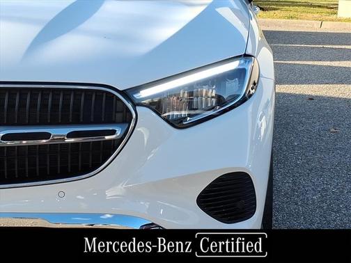 Polar White 2026 Mercedes-Benz GLC 300 Base