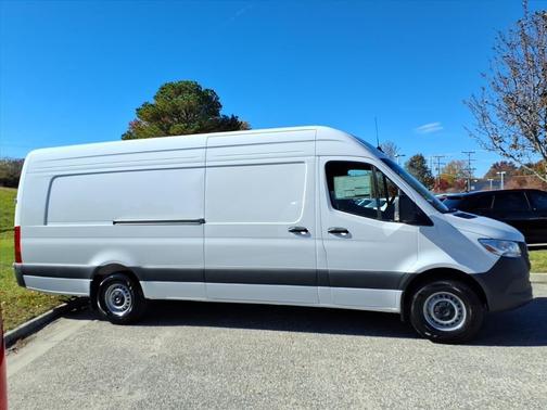 2026 Mercedes-Benz Sprinter 2500 High Roof