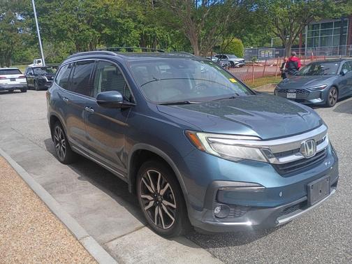 Steel Sapphire Metallic 2019 Honda Pilot Touring 8-Passenger