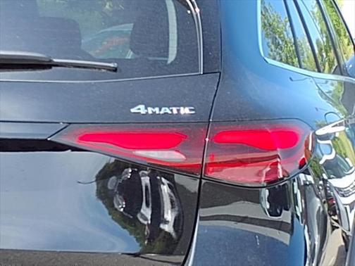 2025 Mercedes-Benz GLC 350e Base