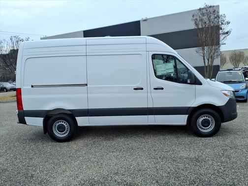 2026 Mercedes-Benz Sprinter 2500 Standard Roof