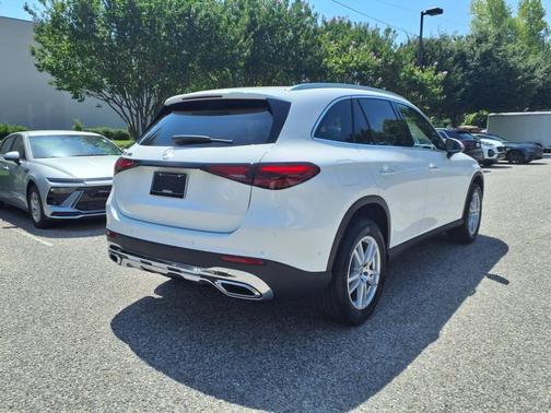 2025 Mercedes-Benz GLC 300 Base