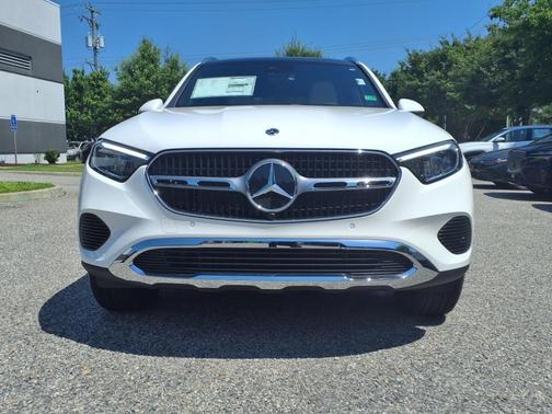 2025 Mercedes-Benz GLC 300 Base