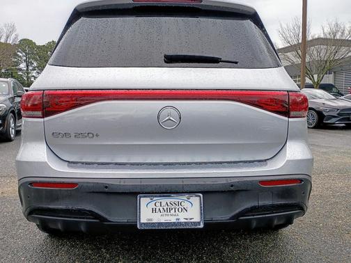 2023 Mercedes-Benz EQB 250 Base