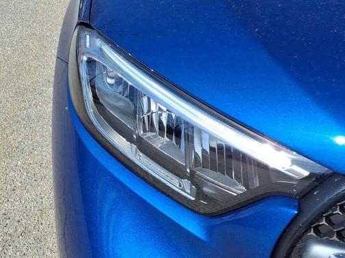 Starling Blue Metallic 2026 Mercedes-Benz GLC 300 4MATIC