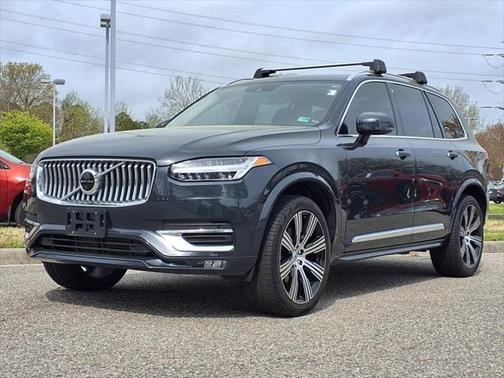 2022 Volvo XC90 T6 Inscription