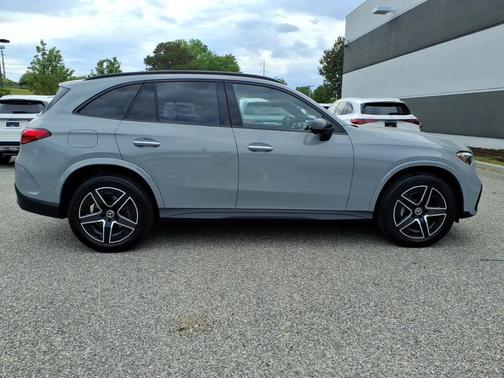 GREY 2026 Mercedes-Benz GLC 300 4MATIC