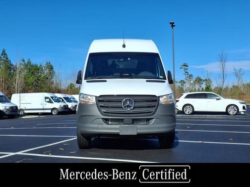 2025 Mercedes-Benz Sprinter 2500 Standard Roof