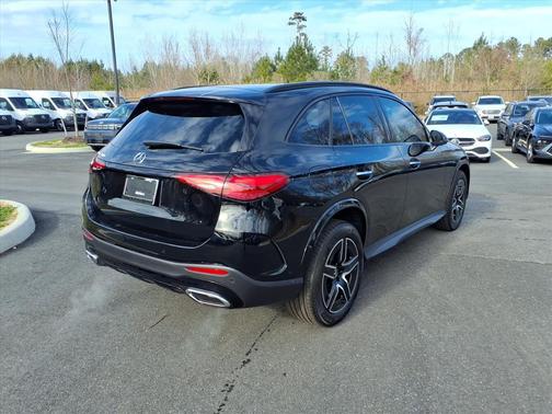 2026 Mercedes-Benz GLC 300 Base