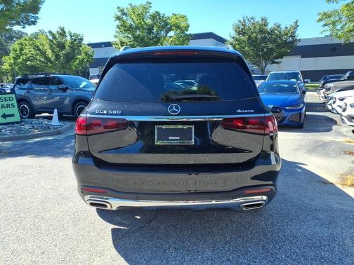 Obsidian Black Metallic 2025 Mercedes-Benz GLS 580 4MATIC