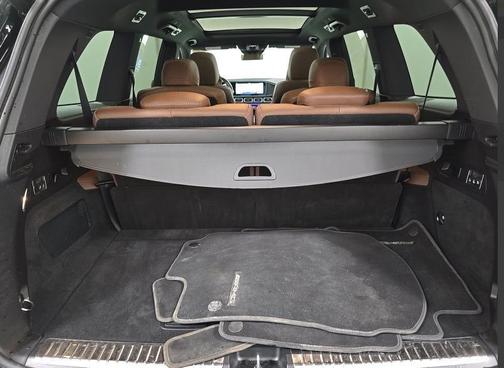 Obsidian Black Metallic 2025 Mercedes-Benz GLS 580 4MATIC