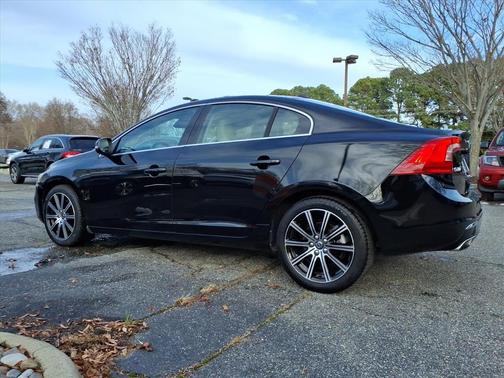 2018 Volvo S60 Inscription T5 Platinum