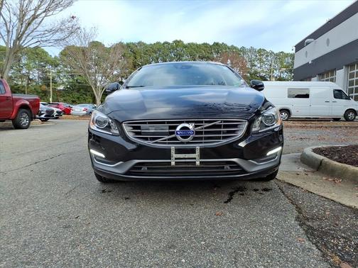 2018 Volvo S60 Inscription T5 Platinum