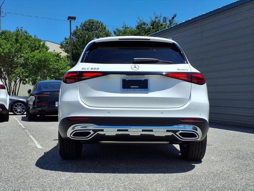 2025 Mercedes-Benz GLC 300 4MATIC