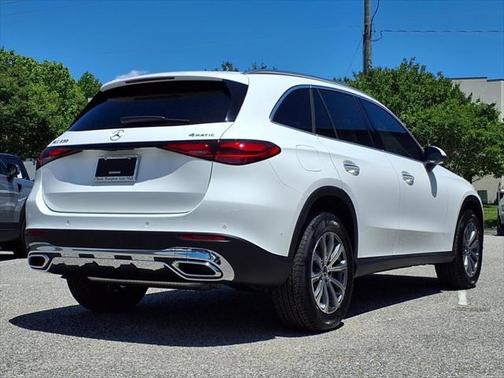 2025 Mercedes-Benz GLC 300 4MATIC