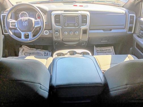 2024 RAM 1500 Classic Warlock Crew Cab 4x4 5'7' Box