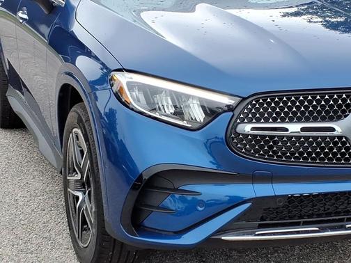 Starling Blue Metallic 2026 Mercedes-Benz GLC 300 4MATIC