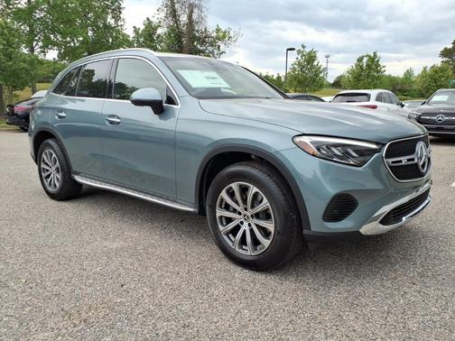 SILVER 2026 Mercedes-Benz GLC 300 4MATIC