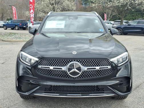 Black 2026 Mercedes-Benz GLC 300 Base