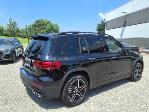 2025 Mercedes-Benz GLB 250 Base