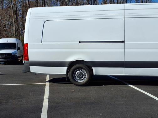 2024 Mercedes-Benz Sprinter 2500 High Roof