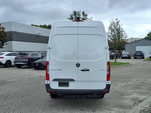 2025 Mercedes-Benz Sprinter 2500 High Roof
