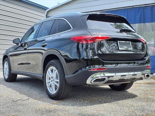 2025 Mercedes-Benz GLC 300 4MATIC