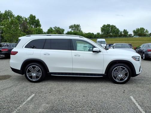 WHITE 2026 Mercedes-Benz GLS 450 4MATIC