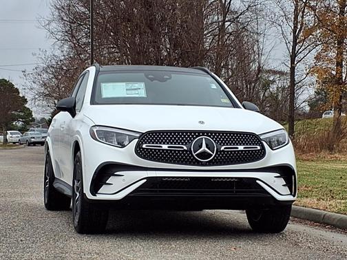 2025 Mercedes-Benz GLC 350e Base