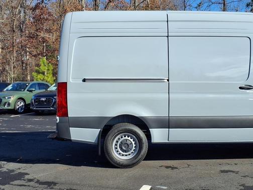 2025 Mercedes-Benz Sprinter 2500 Standard Roof