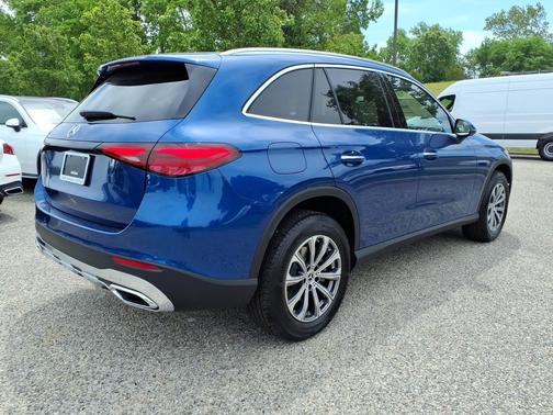 Starling Blue Metallic 2026 Mercedes-Benz GLC 300 Base