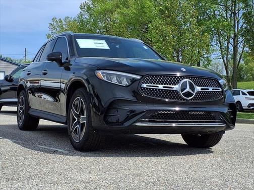 2025 Mercedes-Benz GLC 300 4MATIC