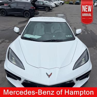 Arctic White 2022 Chevrolet Corvette Stingray w/2LT