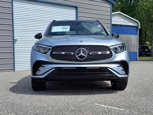 2025 Mercedes-Benz GLC 300 4MATIC