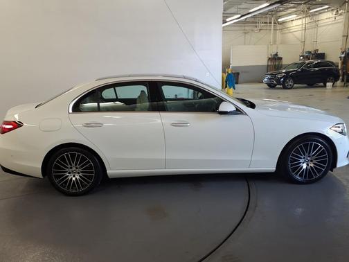 Polar White 2026 Mercedes-Benz C-Class C300