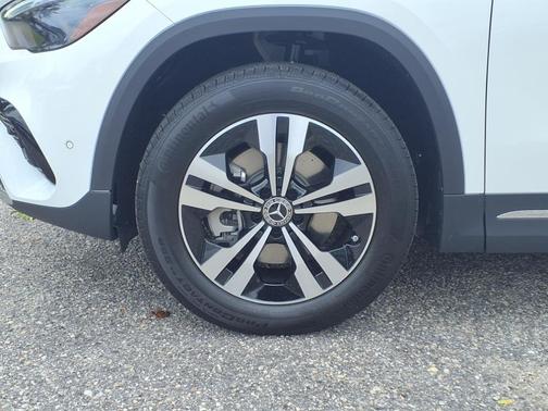 Polar White 2026 Mercedes-Benz GLA 250 4MATIC