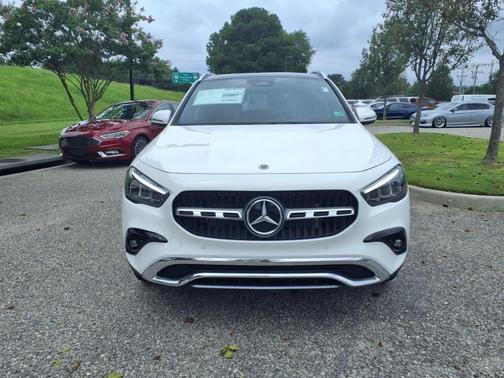 Polar White 2026 Mercedes-Benz GLA 250 4MATIC