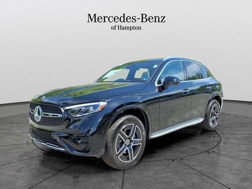 BLACK 2026 Mercedes-Benz GLC 300 4MATIC