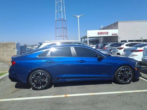 2023 Kia K5 GT-Line